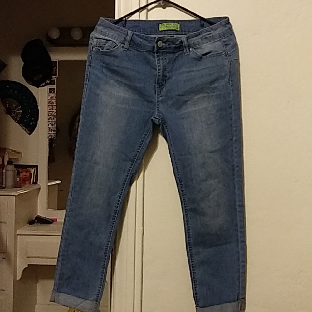 Butt I love you push up capri